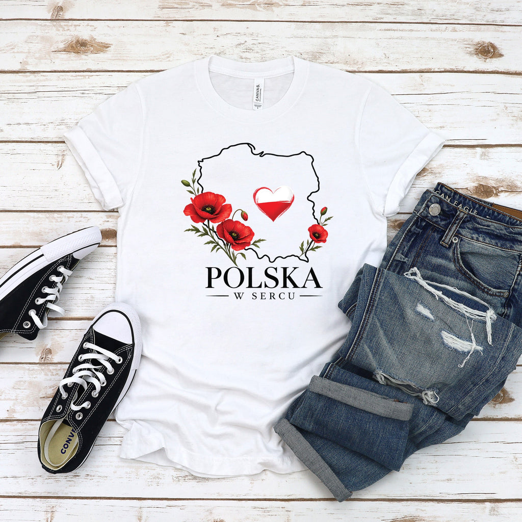 Woman wearing the Polska w sercu red poppies Polish t-shirt